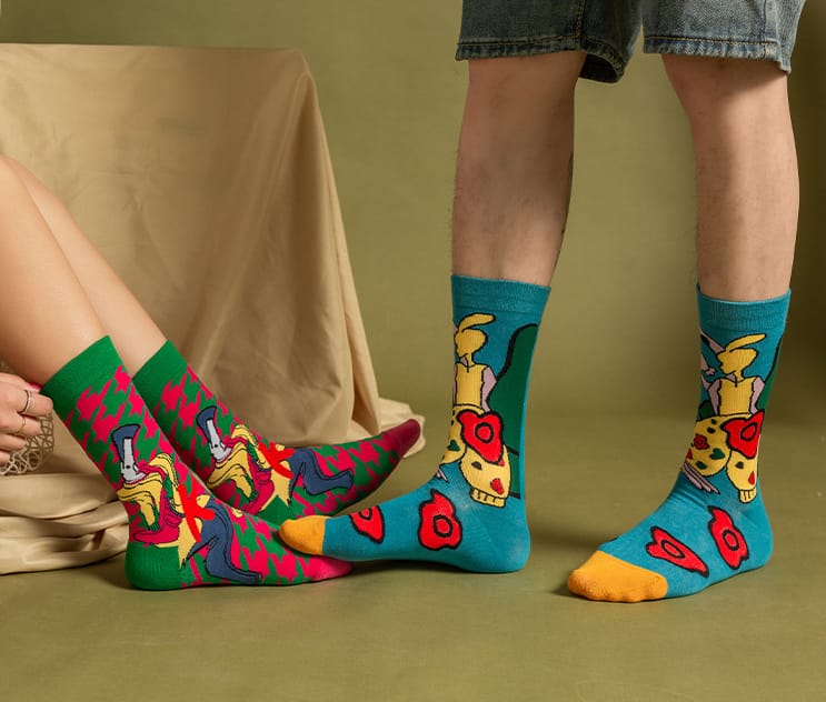 What are the benefits of seamless socks?